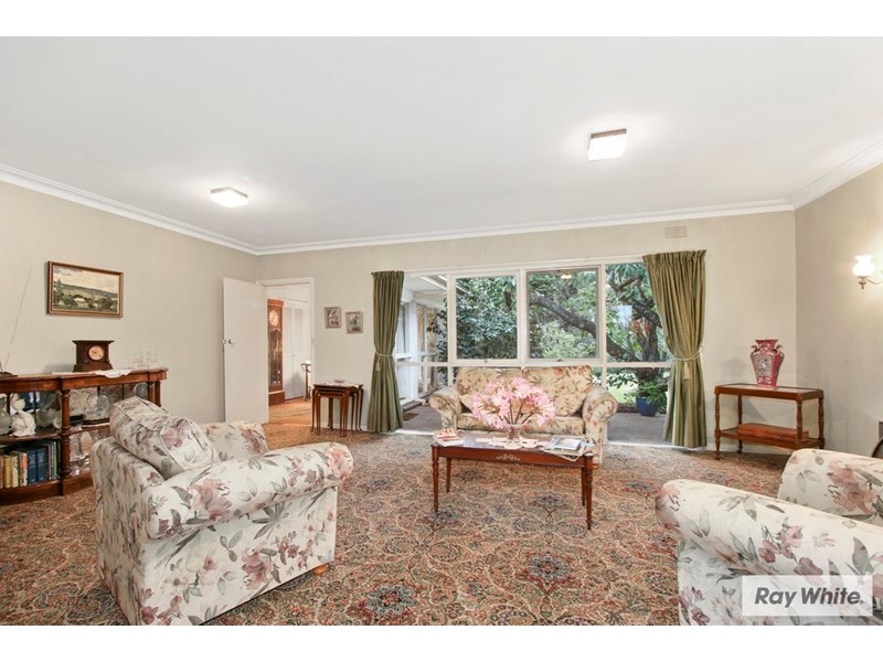 7 CROWN Point, Chirnside Park VIC 3116