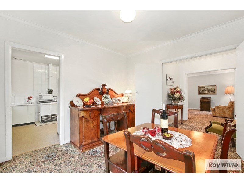 7 CROWN Point, Chirnside Park VIC 3116