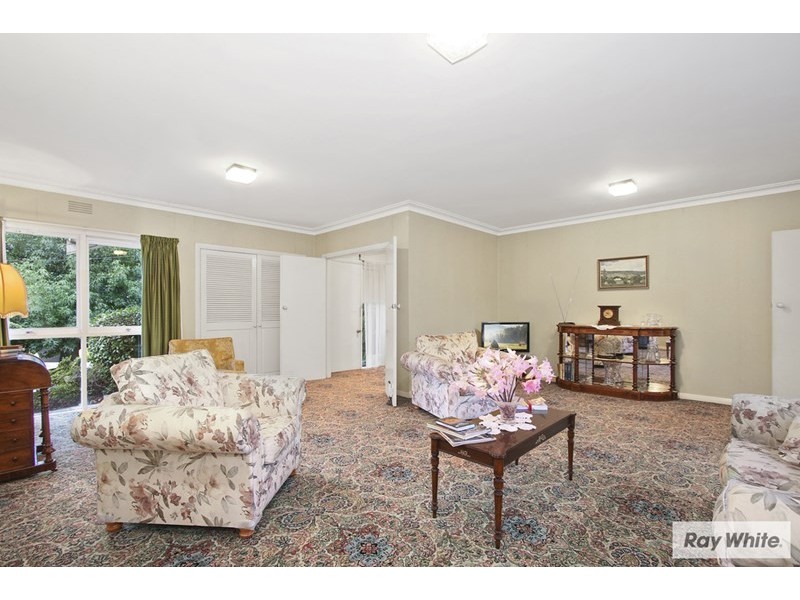 7 CROWN Point, Chirnside Park VIC 3116