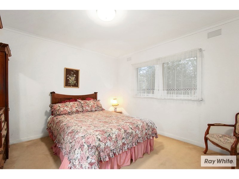 7 CROWN Point, Chirnside Park VIC 3116