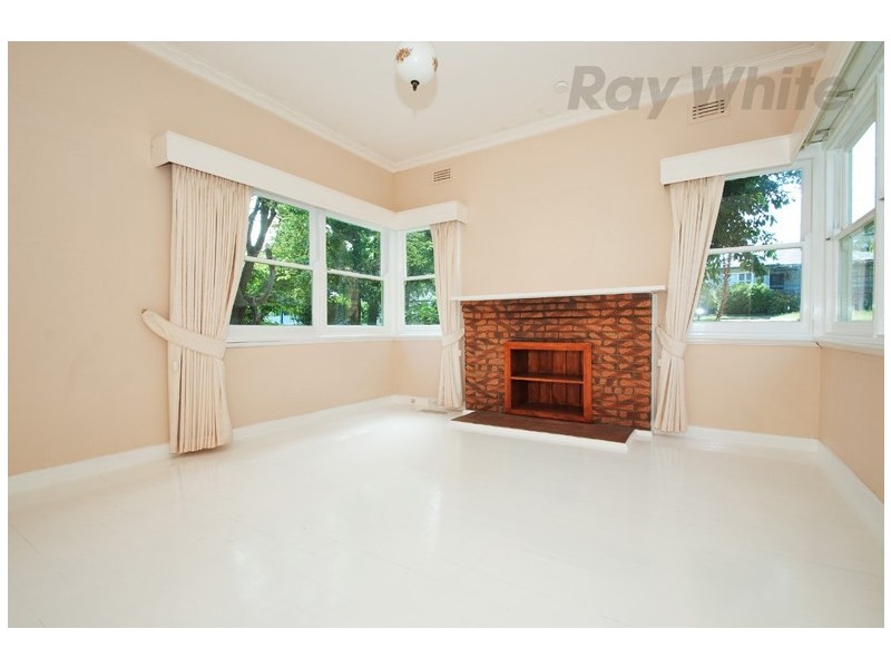 36 Highton Crescent, Ringwood East VIC 3135