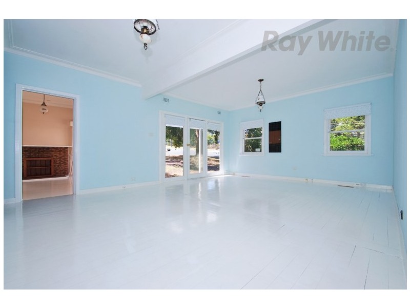 36 Highton Crescent, Ringwood East VIC 3135