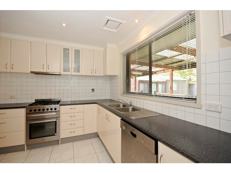 11 Robert Court, Croydon VIC 3136