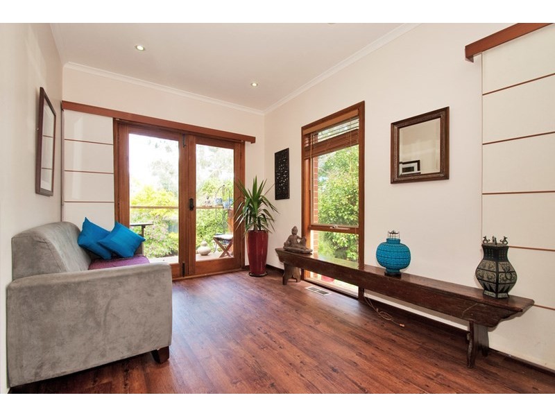 17 Valkyrie Crescent, Ringwood VIC 3134