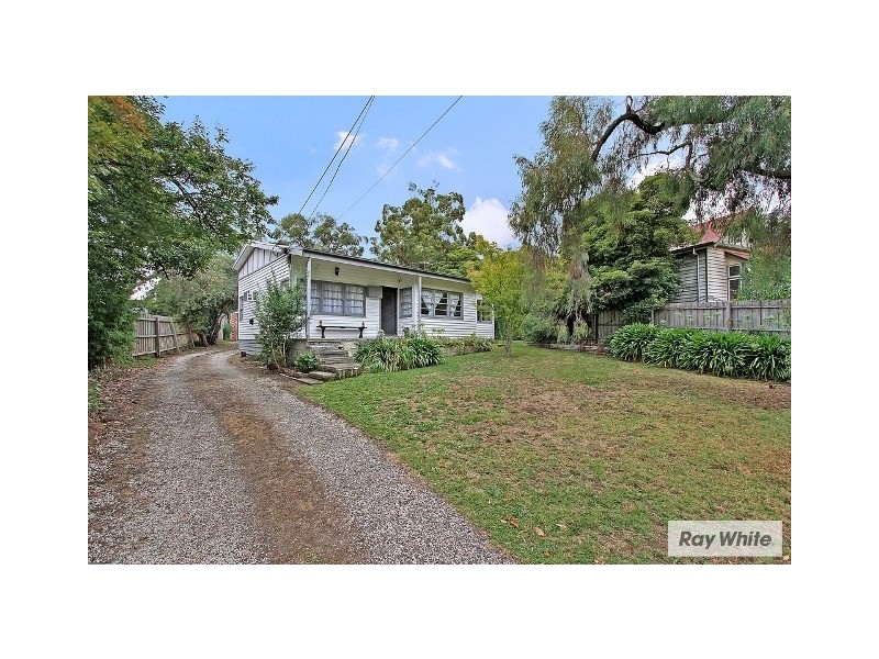 28 AINSLIE PARK Avenue, Croydon VIC 3136