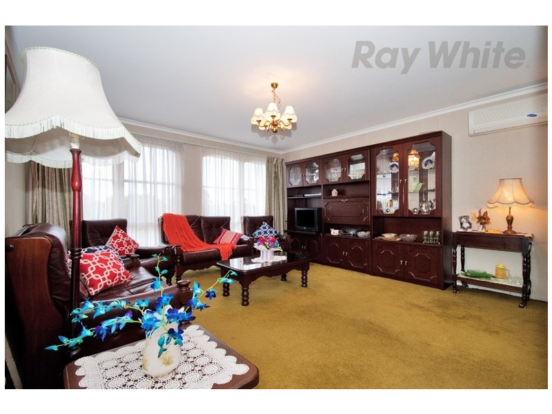 45 Winyard Drive, Mooroolbark VIC 3138