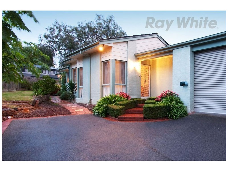 Unit 2, 5 BEAUFORT Road, Croydon VIC 3136