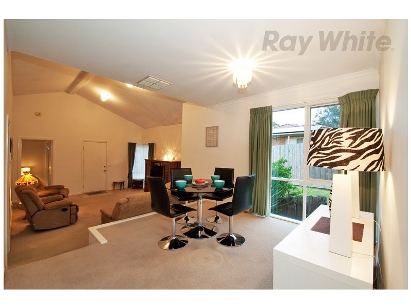 Unit 2, 5 BEAUFORT Road, Croydon VIC 3136