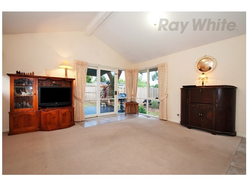 Unit 2, 5 BEAUFORT Road, Croydon VIC 3136