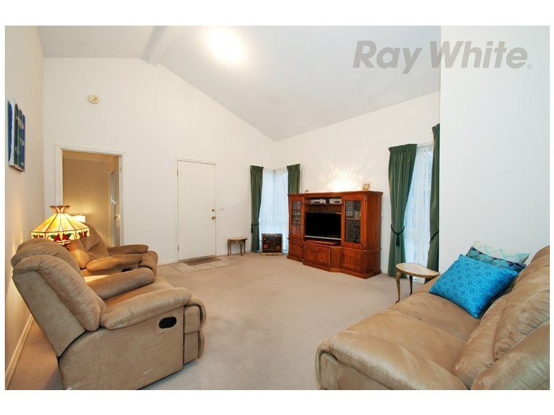 Unit 2, 5 BEAUFORT Road, Croydon VIC 3136