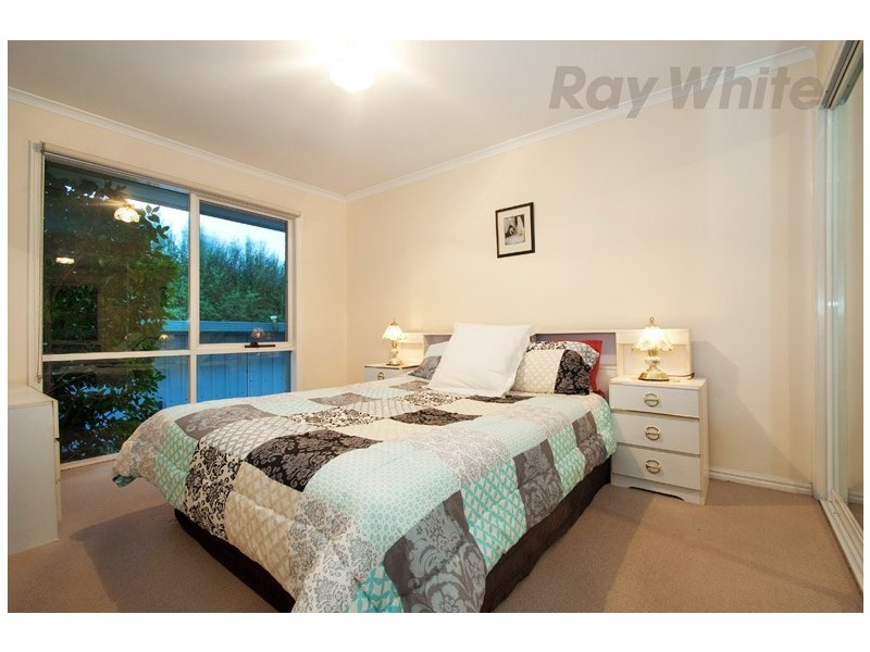 Unit 2, 5 BEAUFORT Road, Croydon VIC 3136