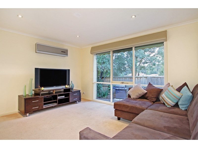 23 Latrobe Court, Croydon Hills VIC 3136