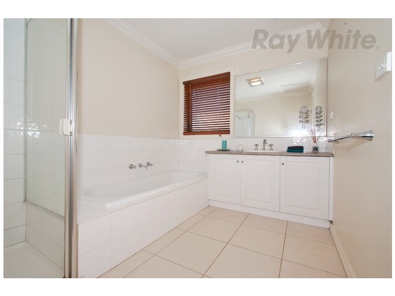 1/52 DORSET Road, Croydon VIC 3136
