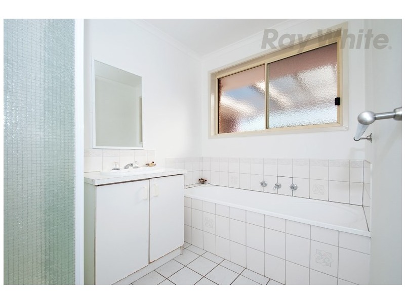 29 Manifold Court, Croydon South VIC 3136