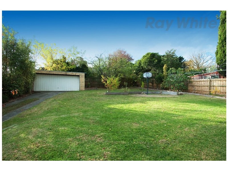 61 TAYLOR Road, Mooroolbark VIC 3138