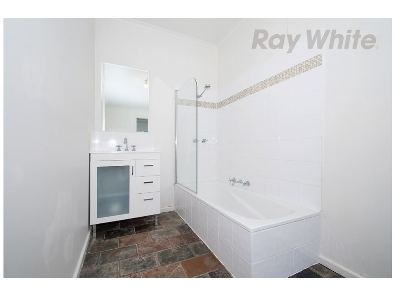 U23/128 MT DANDENONG Road, Croydon VIC 3136