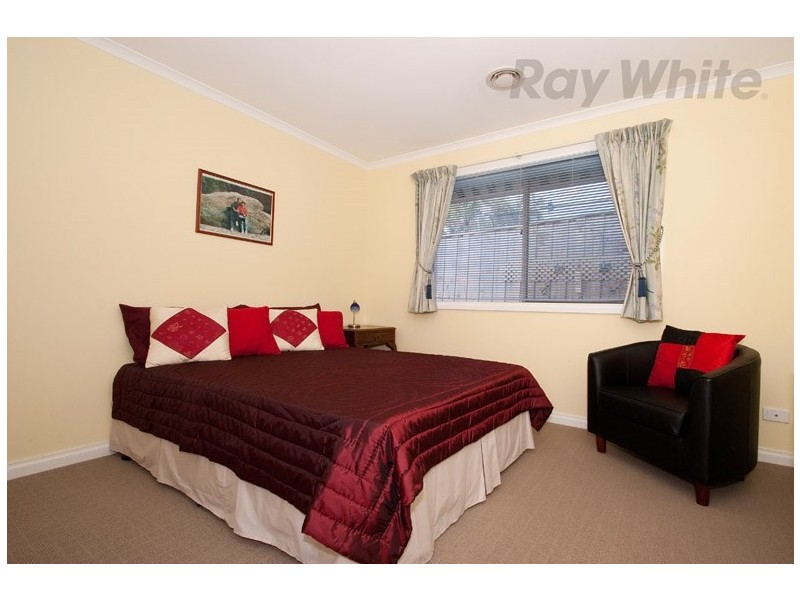 5 MAYFAIR Court, Chirnside Park VIC 3116