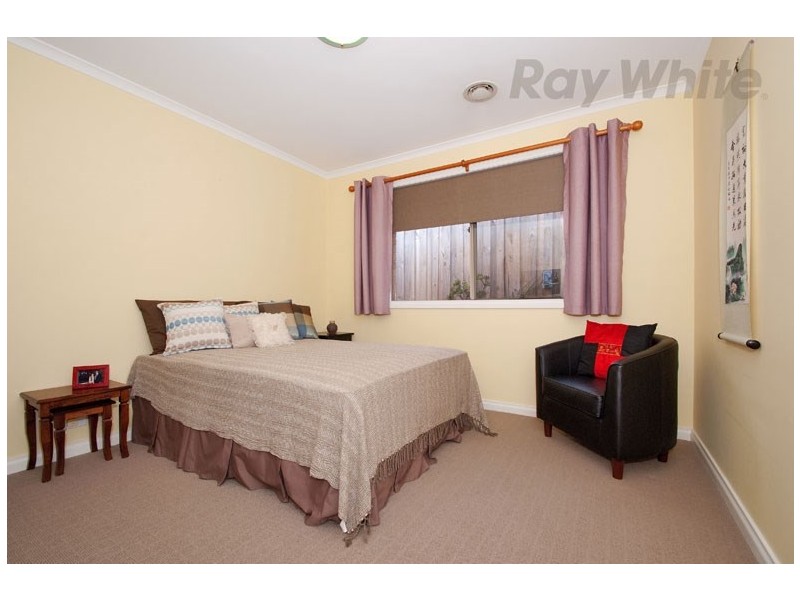 5 MAYFAIR Court, Chirnside Park VIC 3116