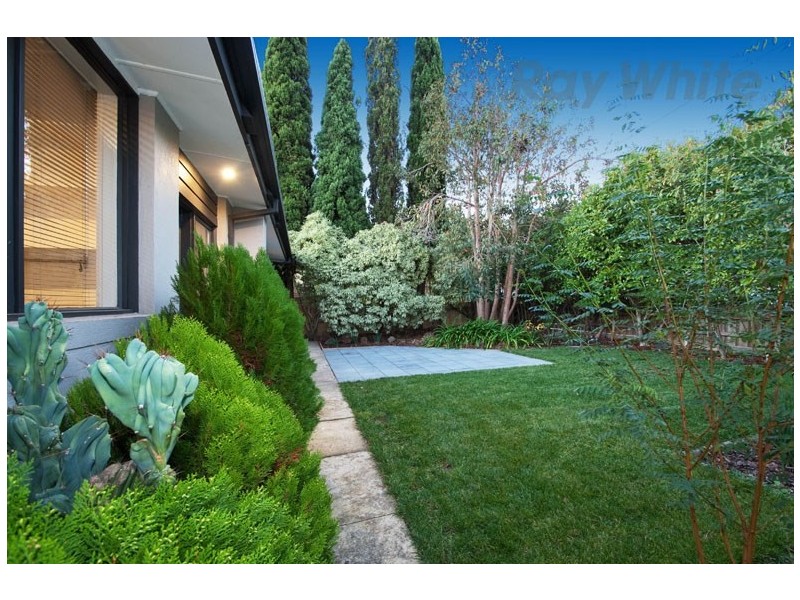 81 HIGHVIEW Drive, Mooroolbark VIC 3138