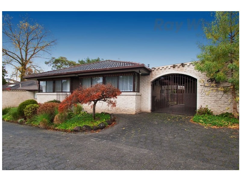 8/6-8 Surrey Road West, Croydon VIC 3136