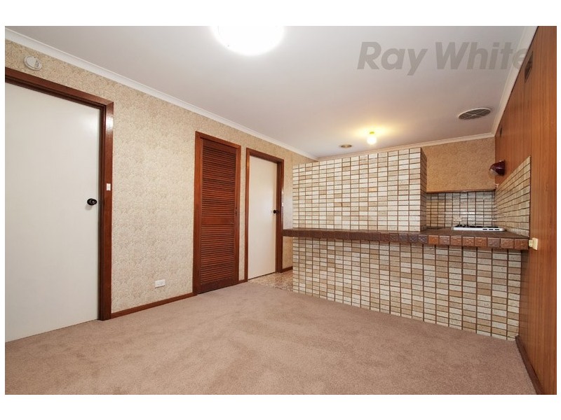 8/6-8 Surrey Road West, Croydon VIC 3136