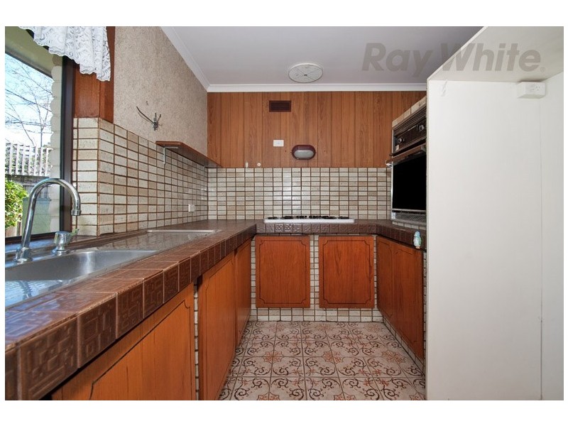 8/6-8 Surrey Road West, Croydon VIC 3136