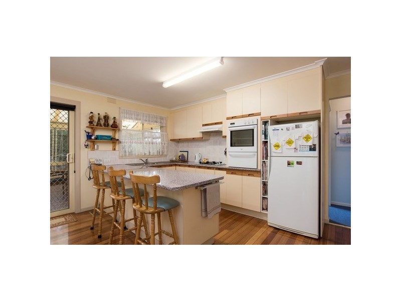 5 Morrison Crescent, Kilsyth VIC 3137