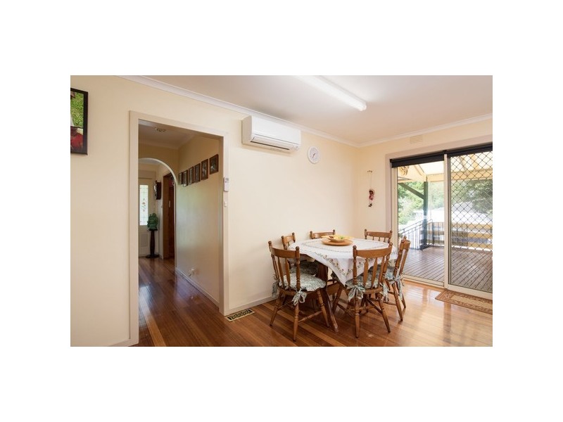 5 Morrison Crescent, Kilsyth VIC 3137