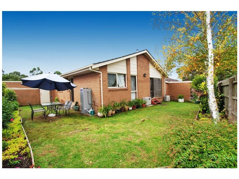 2/84 SHERLOCK Road, Croydon VIC 3136