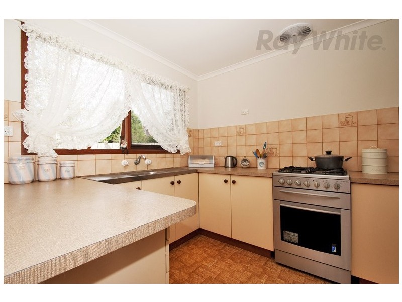 2/84 SHERLOCK Road, Croydon VIC 3136