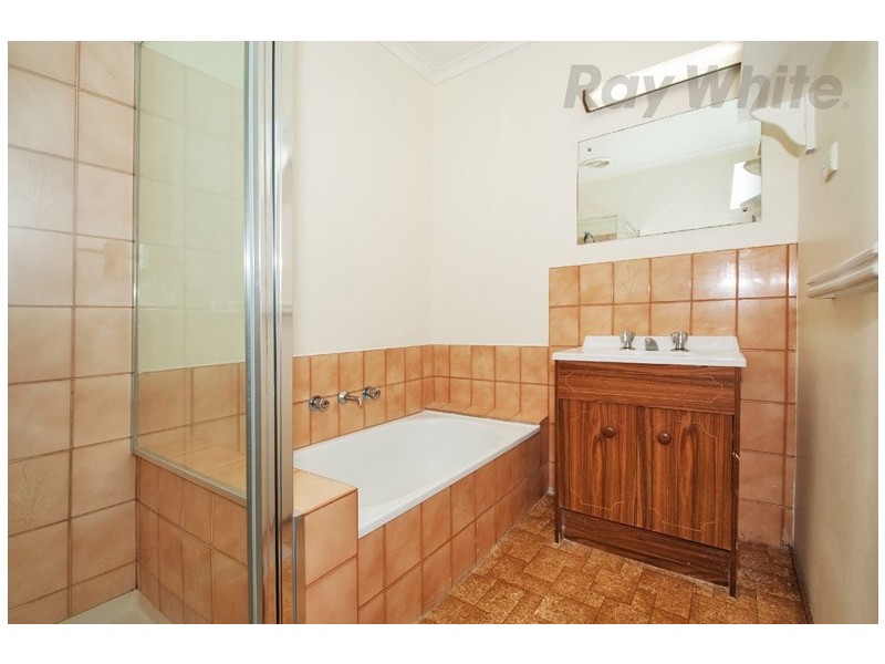 2/84 SHERLOCK Road, Croydon VIC 3136