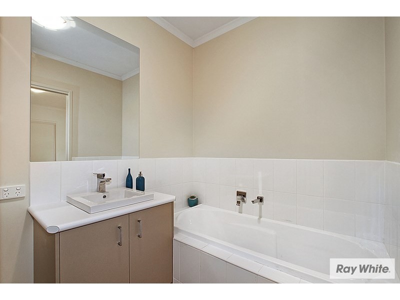 9A Kimberley Drive, Chirnside Park VIC 3116