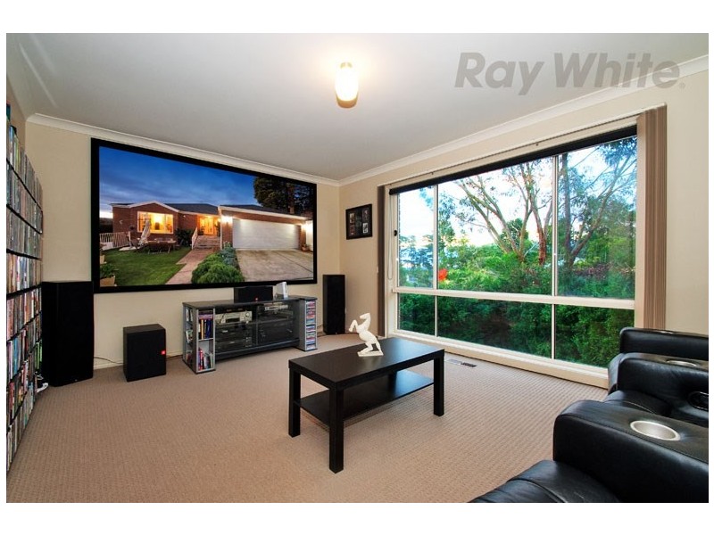 45 RYLAND Avenue, Croydon VIC 3136