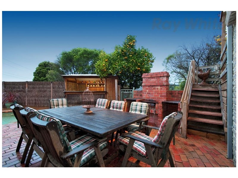 40 CARRONVALE Road, Mooroolbark VIC 3138