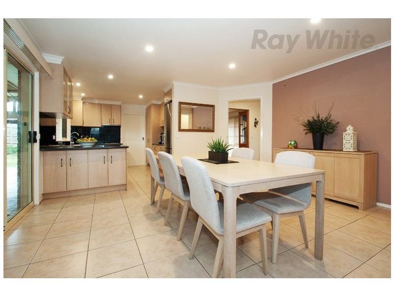 9 Marloo Court, Croydon Hills VIC 3136