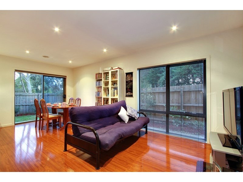 8/8 Karingal Street, Croydon North VIC 3136