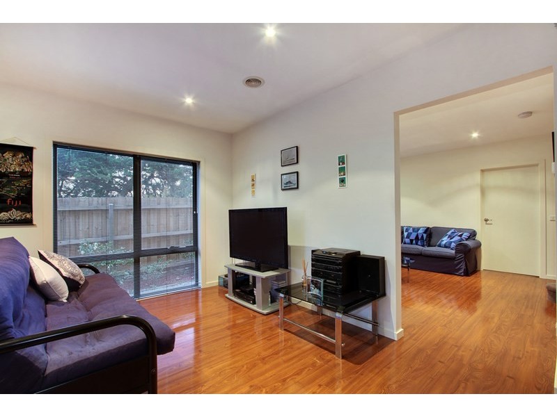 8/8 Karingal Street, Croydon North VIC 3136