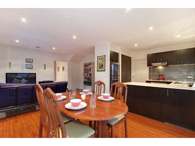 8/8 Karingal Street, Croydon North VIC 3136