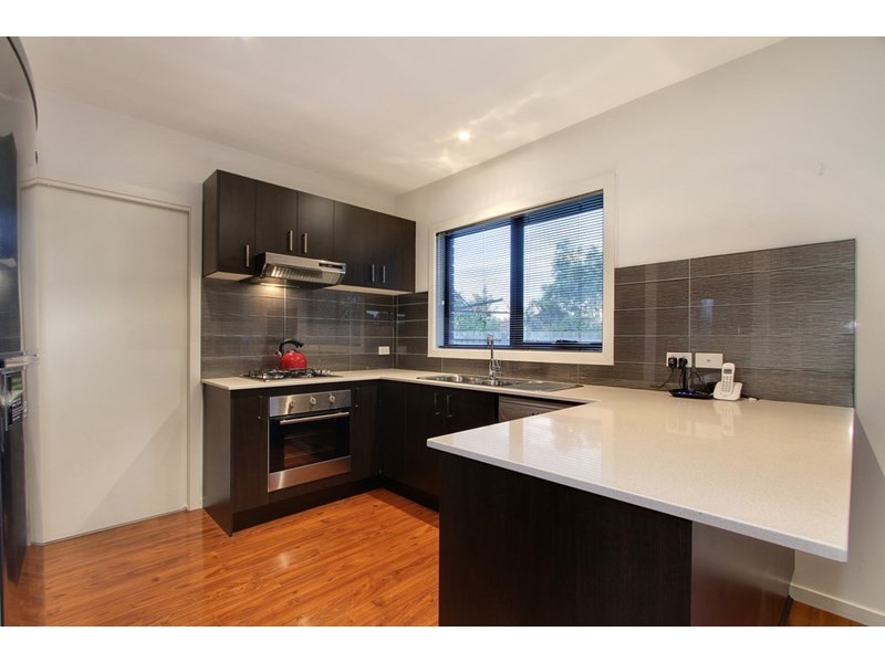 8/8 Karingal Street, Croydon North VIC 3136