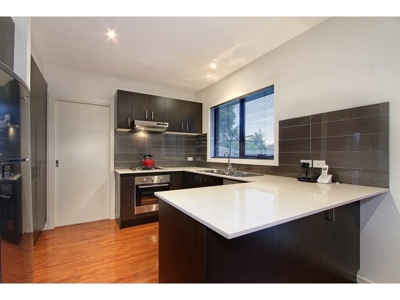 8/8 Karingal Street, Croydon North VIC 3136