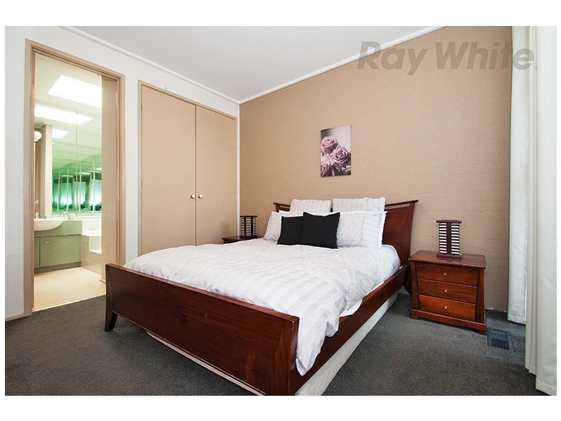 111 LINCOLN Road, Croydon VIC 3136