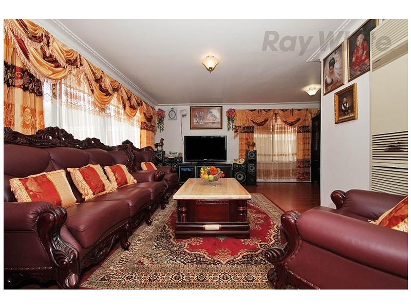 1 Aminga Court, Croydon VIC 3136