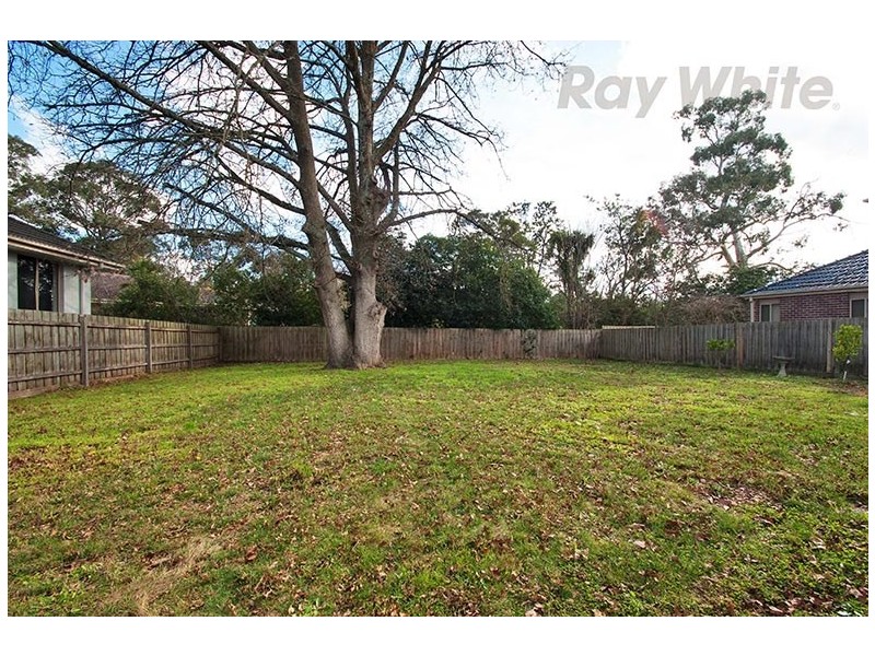 1 Aminga Court, Croydon VIC 3136