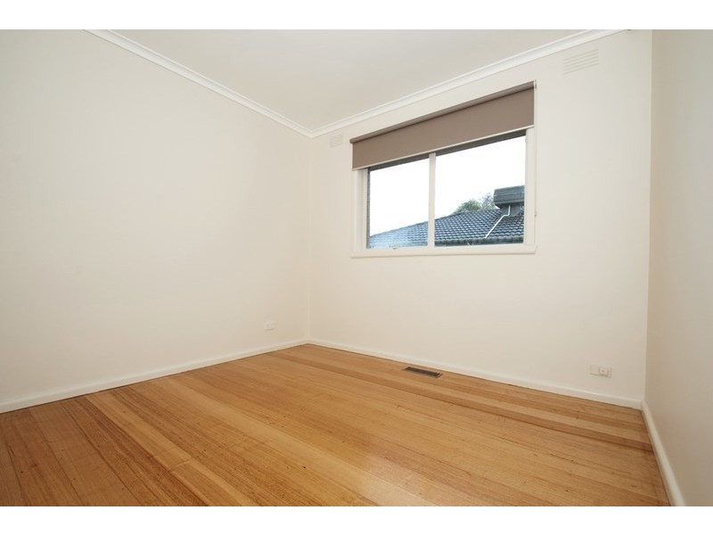 2 Mackenzie Court, Croydon South VIC 3136