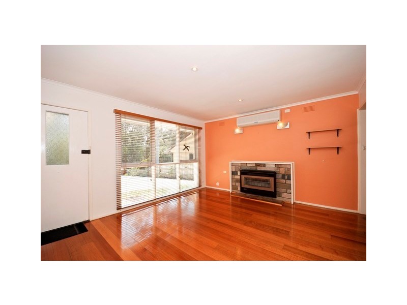165 Cambridge Road, Mooroolbark VIC 3138