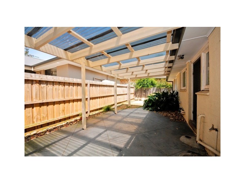 165 Cambridge Road, Mooroolbark VIC 3138