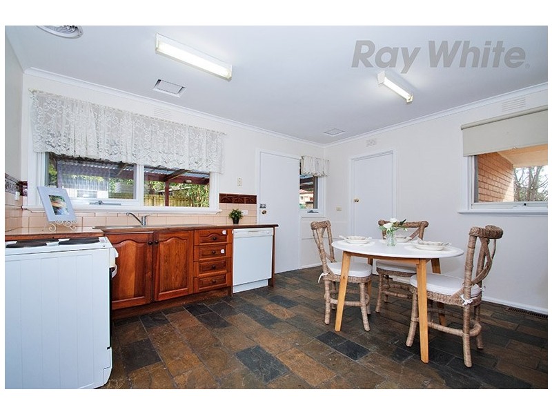37 TAYLORS Road, Croydon VIC 3136