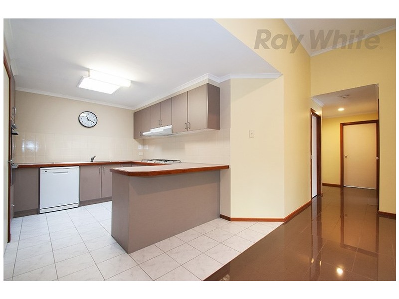 19 Adelaide Close, Berwick VIC 3806