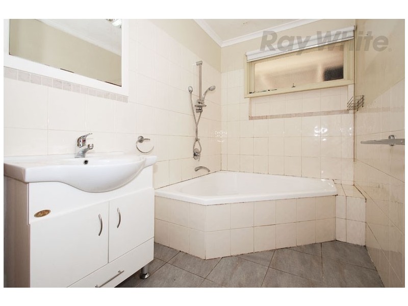 61 Taylor Road, Mooroolbark VIC 3138