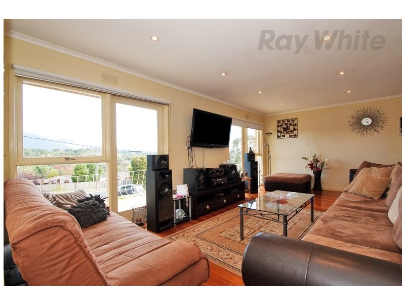 61 Taylor Road, Mooroolbark VIC 3138